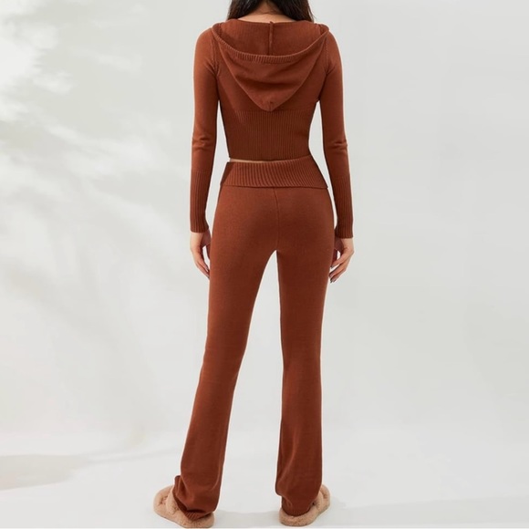 Brown Two Piece Sweater Knit Set, Size Small, NWOT - Picture 2 of 7